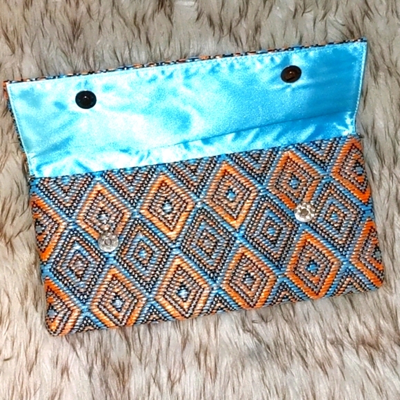 JNB Pattern Clutch - Picture 3 of 6